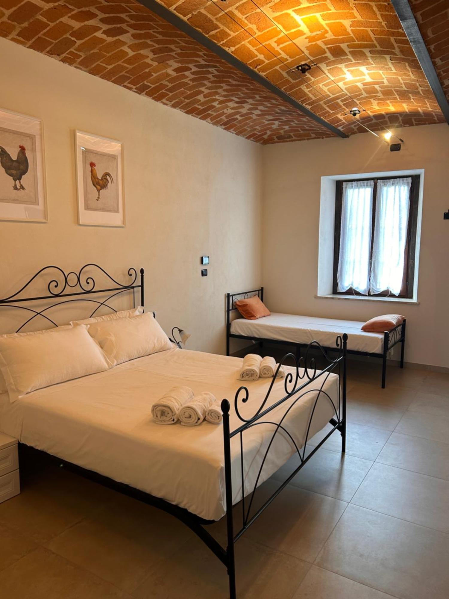 Tenuta Agricola La Cava- Cantina E Agriturismo San Damiano d'Asti Luaran gambar