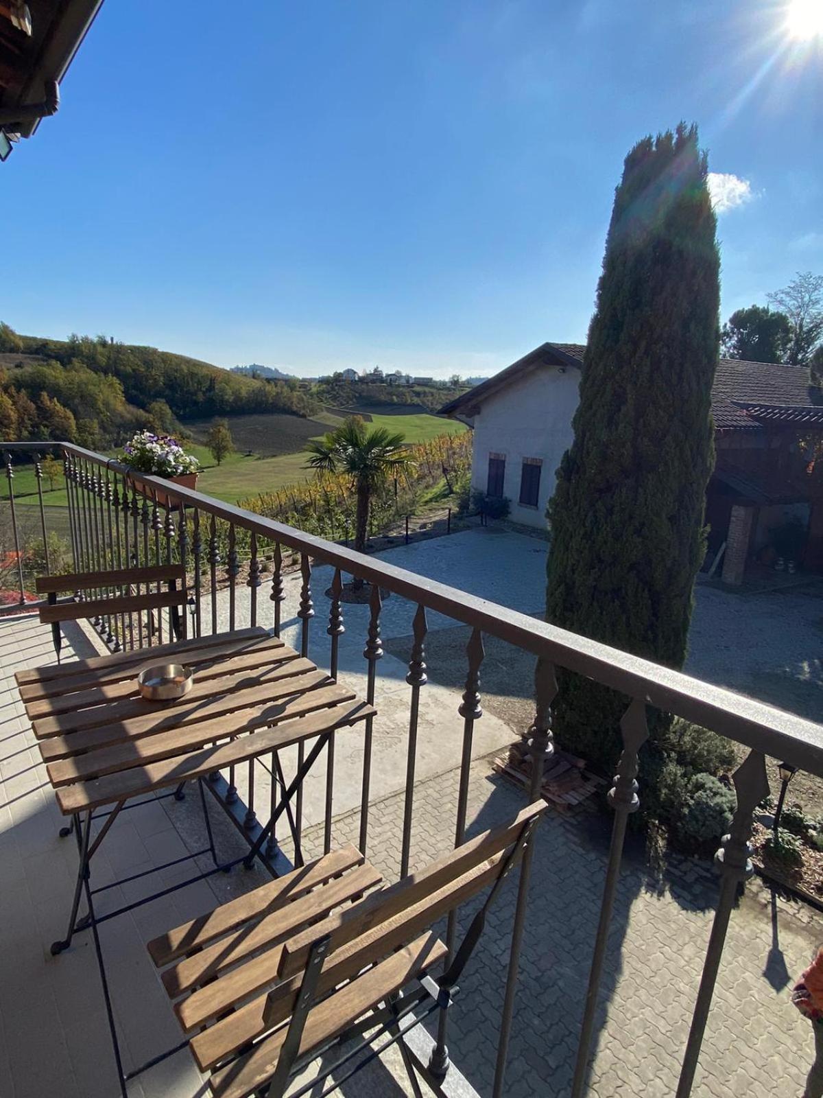 Tenuta Agricola La Cava- Cantina E Agriturismo San Damiano d'Asti Luaran gambar